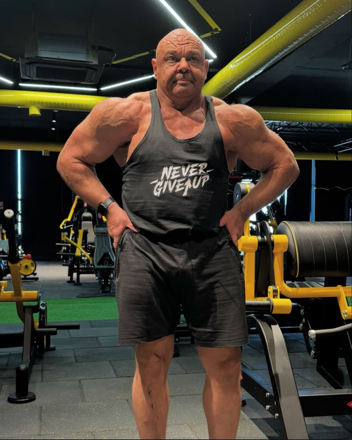 Михаил Клестов